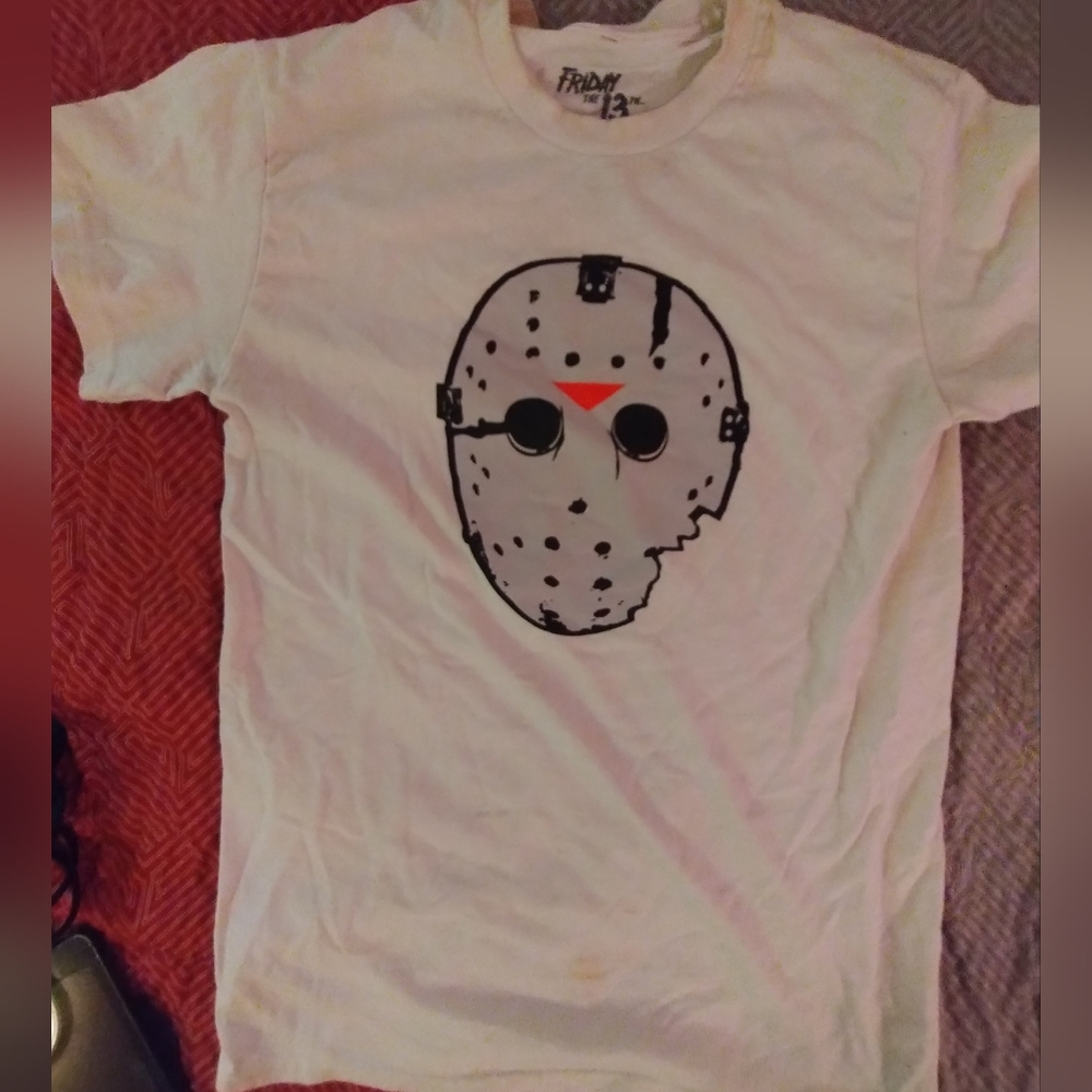Graphic tee